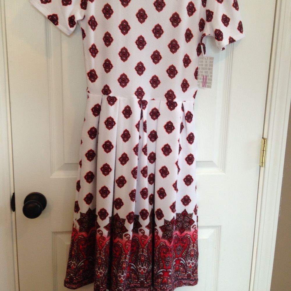 BNWT LLR Medium dipped Amelia